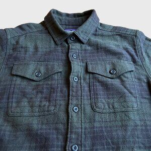 Patagonia Mens sz Small L/S Fjord Flannel Shirt Olive Forest Green Black Organic